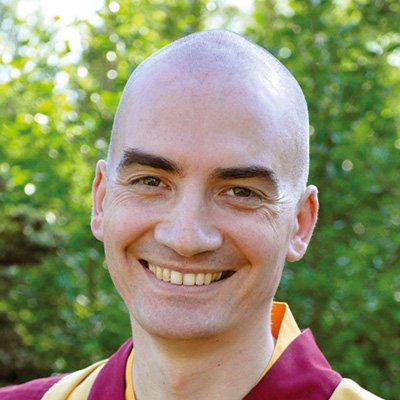 Guèn Kelsang Tséwang